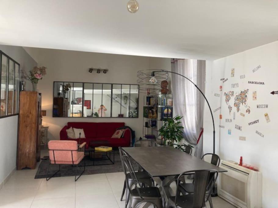Апартаменты Loft Au Coeur De Ним Экстерьер фото